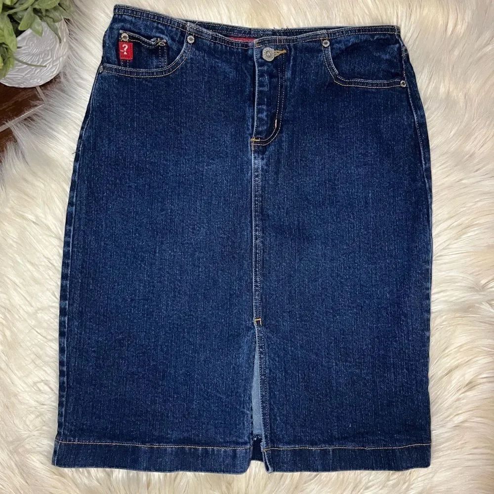 Guess dark denim pencil skirt sz 26